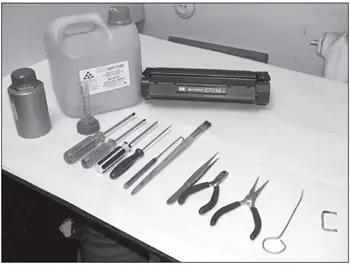 Инструменты и расходные материалы для проведения работ по заправке и восстановлению картриджа